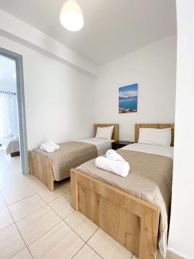 Acta'S Rooms Himare Ngoại thất bức ảnh