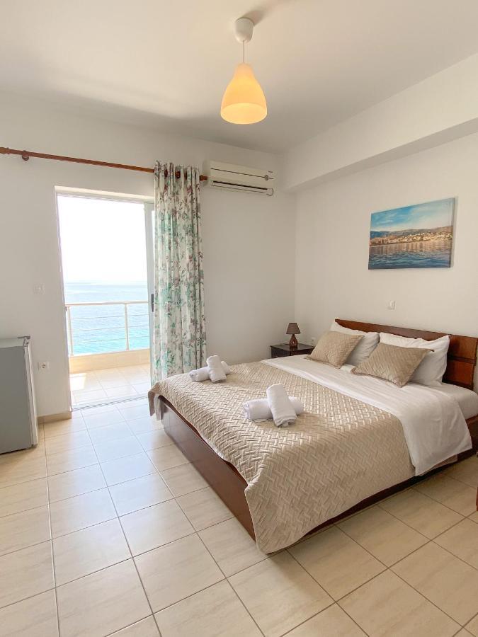 Acta'S Rooms Himare Ngoại thất bức ảnh