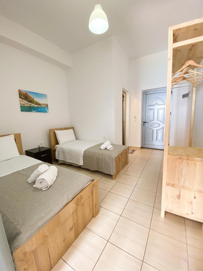 Acta'S Rooms Himare Ngoại thất bức ảnh