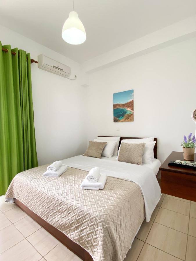 Acta'S Rooms Himare Ngoại thất bức ảnh