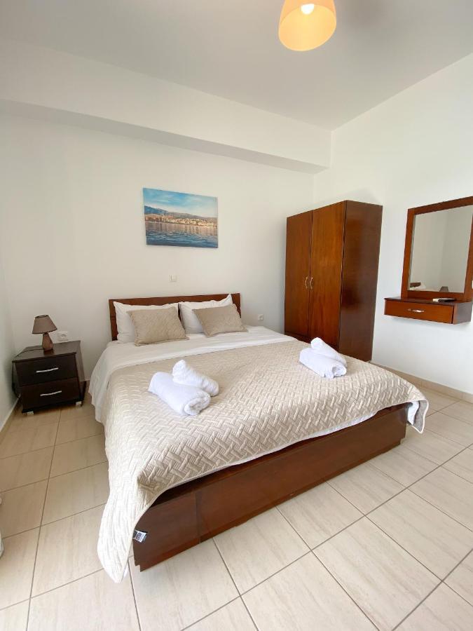 Acta'S Rooms Himare Ngoại thất bức ảnh