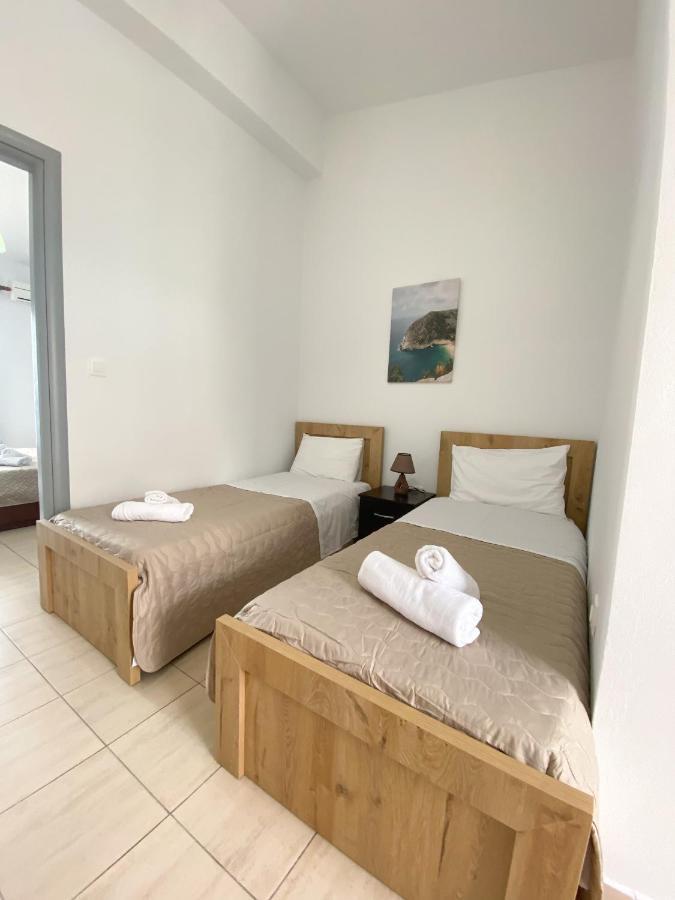 Acta'S Rooms Himare Ngoại thất bức ảnh